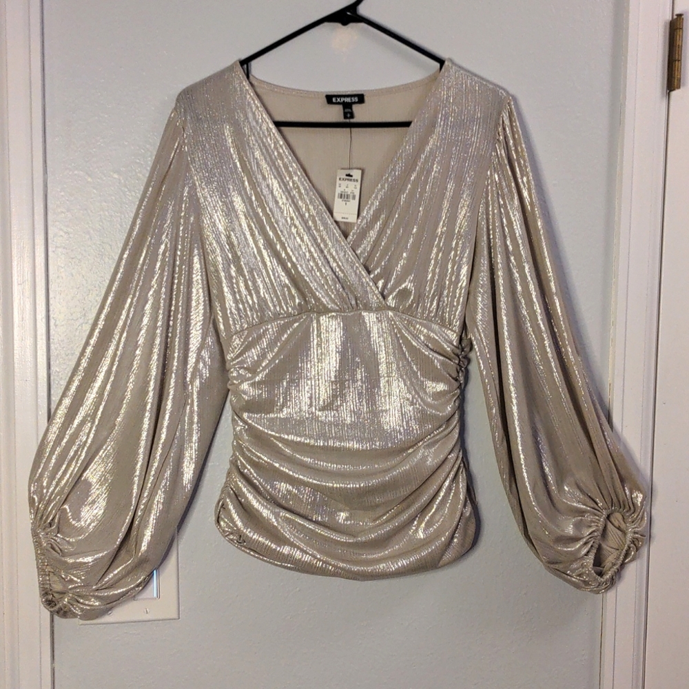 🔖3for$25 Express Metallic Champagne Balloon-Sleeved Top NWT